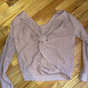 🖤Mid knot cropped sweater🖤